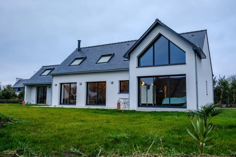 constructeur-maison-combrit-facade-exterieur-moderne-be-home